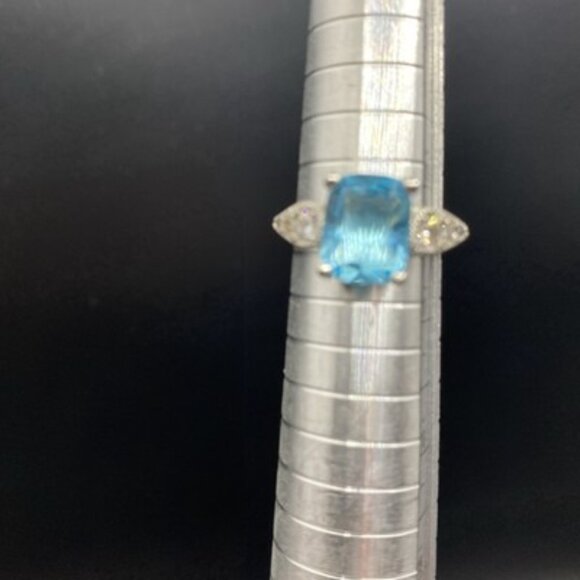 Emerald Cut Lab Blue Topaz Ring  CZ  Accents Size 5.75 3.4 grams Silver Plated - Picture 7 of 8